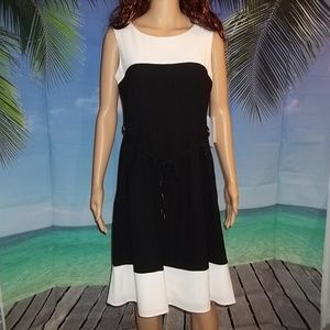 New Ivanka Trump Crepe Belted Womans Dress-Blk/W-8